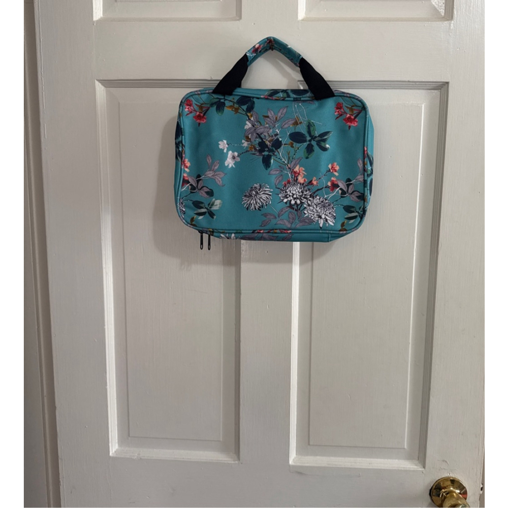 Bang & Carsen Teal Floral Hanging Travel Cosmetic Bag with Black Hardware - Picture 4 of 6